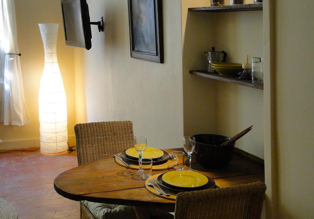 Les Remparts Apartment Avignon Exterior photo